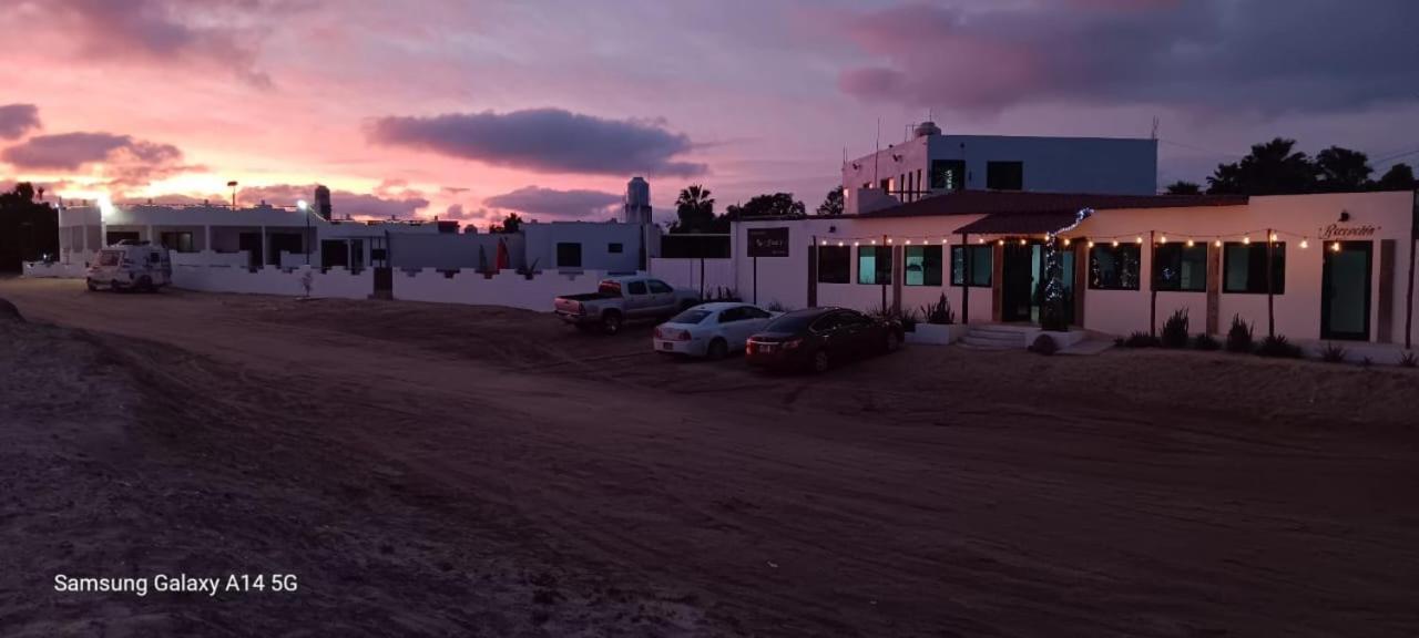 Hotel- Whale Tours And Sport Fishing Vista Mag-Bay Puerto San Carlos Zimmer foto